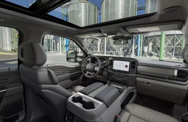 2025 Ford Super Duty Platinum Plus Interior 768x500 Oem