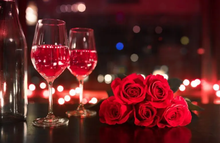 Red Wine And Roses 768x500 C