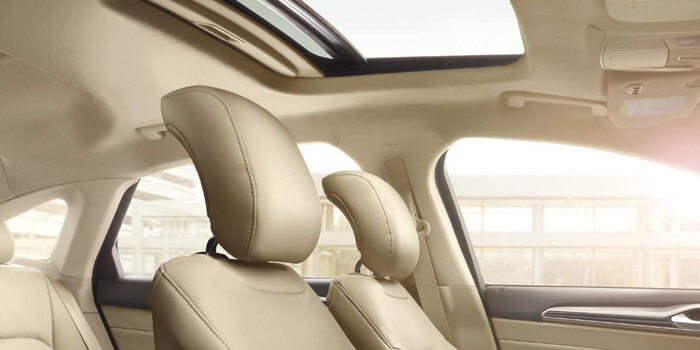 New 2018 Ford Fusion POWER MOONROOF New 2018 Ford Fusion POWER MOONROOF