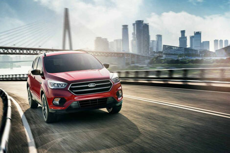 2018 Ford Escape THREE-ENGINE LINEUP 2018 Ford Escape THREE-ENGINE LINEUP