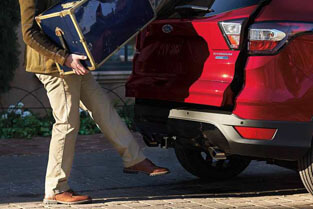 2018 Ford Escape HANDS-FREE, FOOT-ACTIVATED LIFTGATE 2018 Ford Escape HANDS-FREE, FOOT-ACTIVATED LIFTGATE