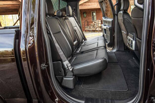 2018 Ford F-150 INFLATABLE SECOND-ROW SAFETY BELTS (SUPERCREW®) 2018 Ford F-150 INFLATABLE SECOND-ROW SAFETY BELTS (SUPERCREW®)