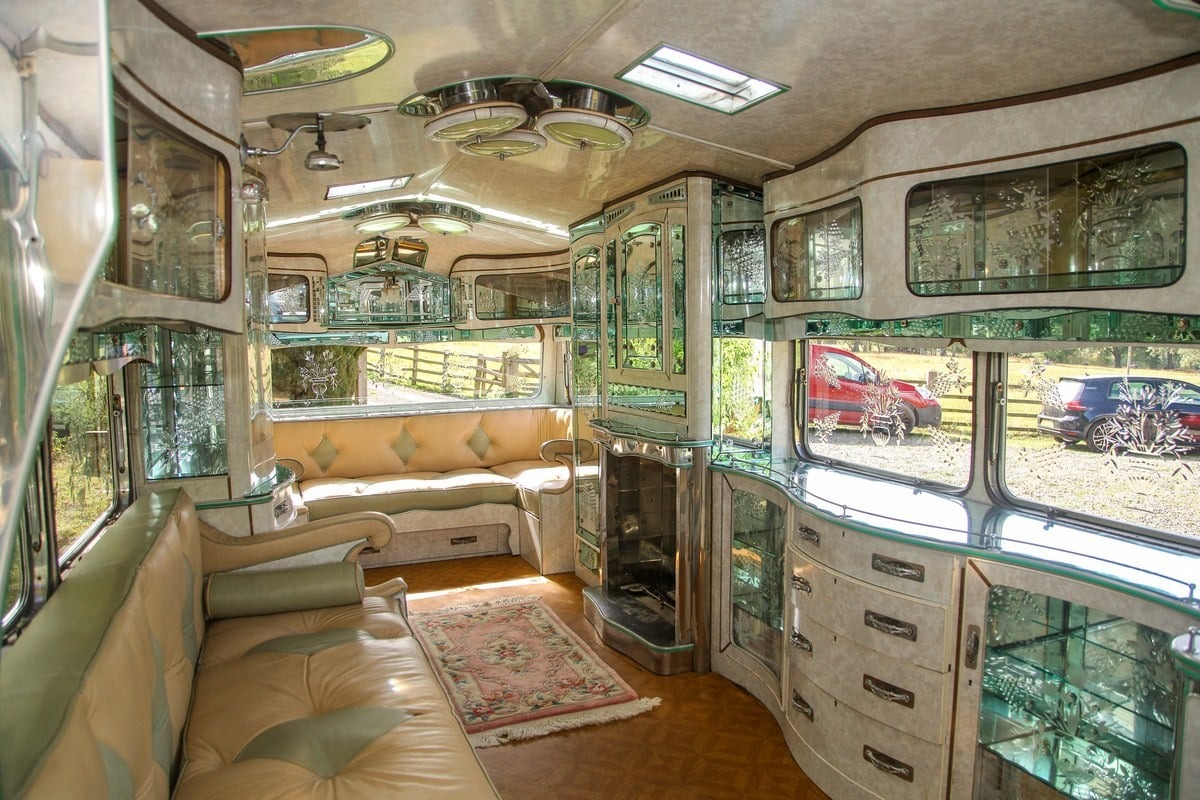 13aac930 3684 4643 A87d 1467a561