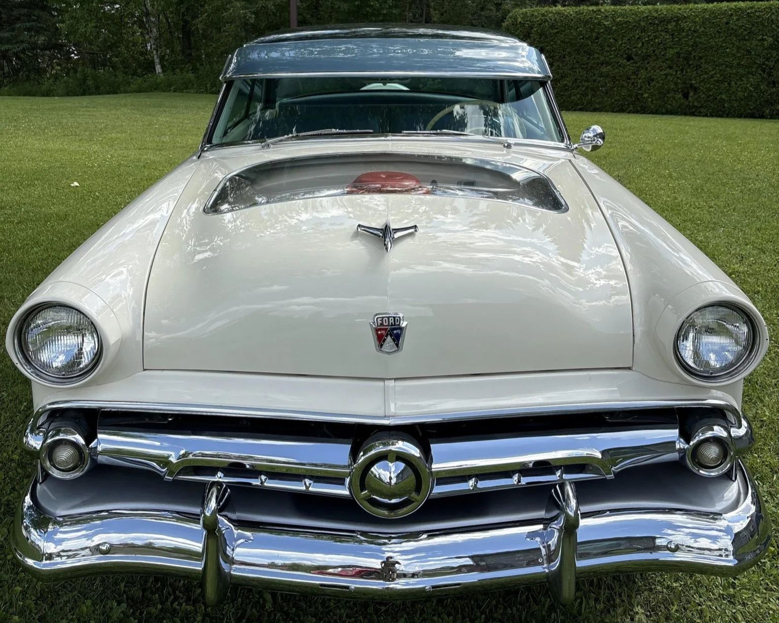 1954 Ford Crestline Skyliner Demo Hood 03 Cr Bat