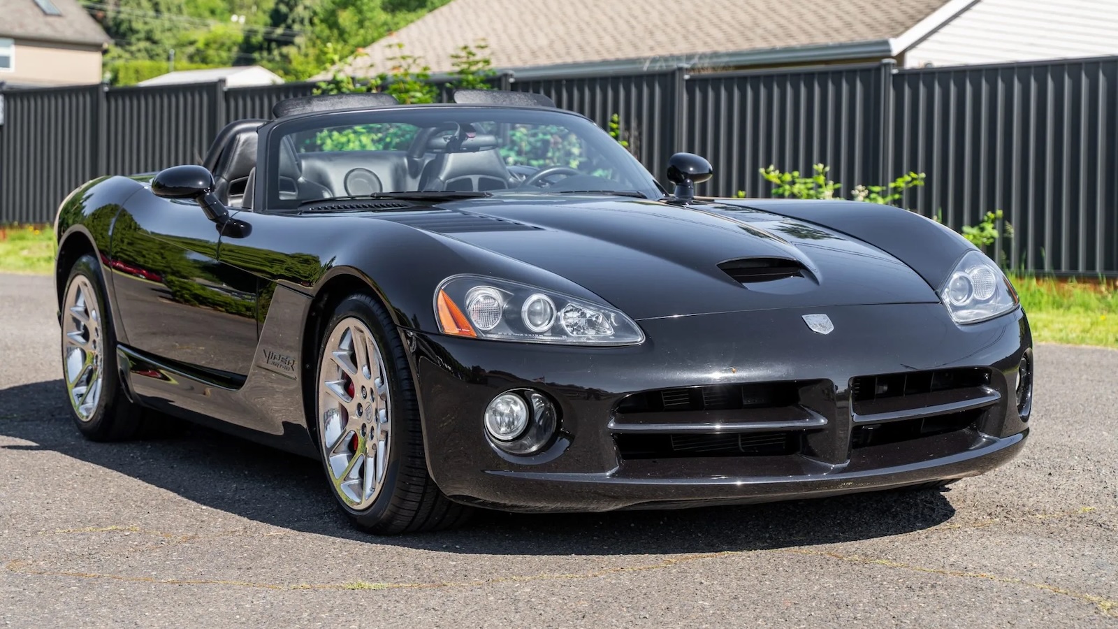 2005 Dodge Viper