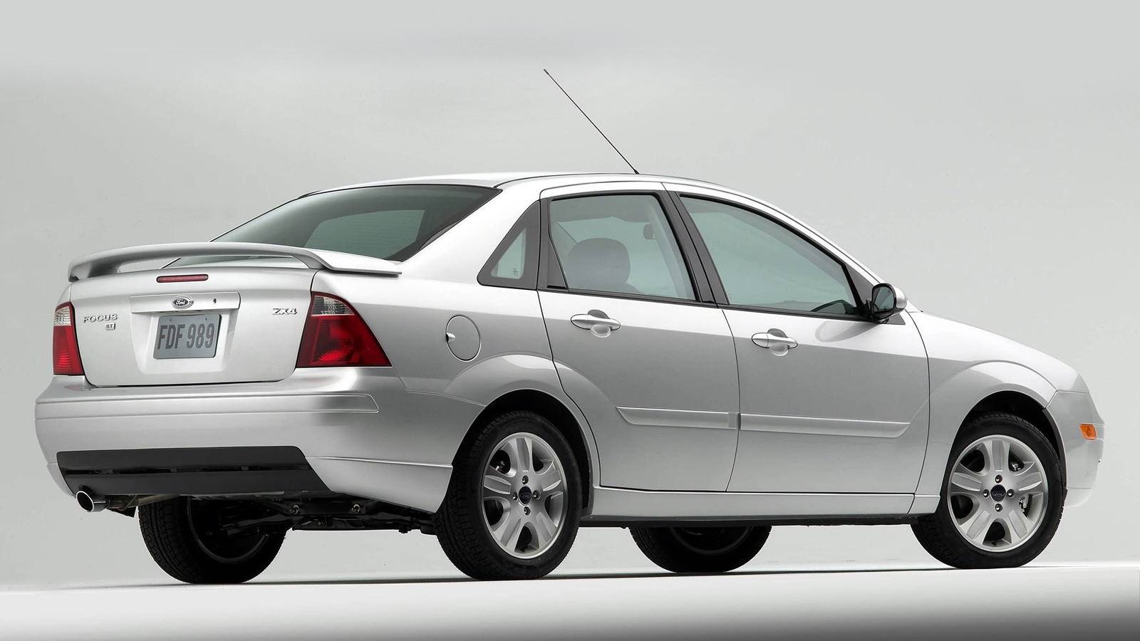 2005 Ford Focus Zx4 St