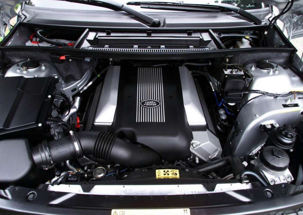 2005 Land Rover Range Rover Engine Bay