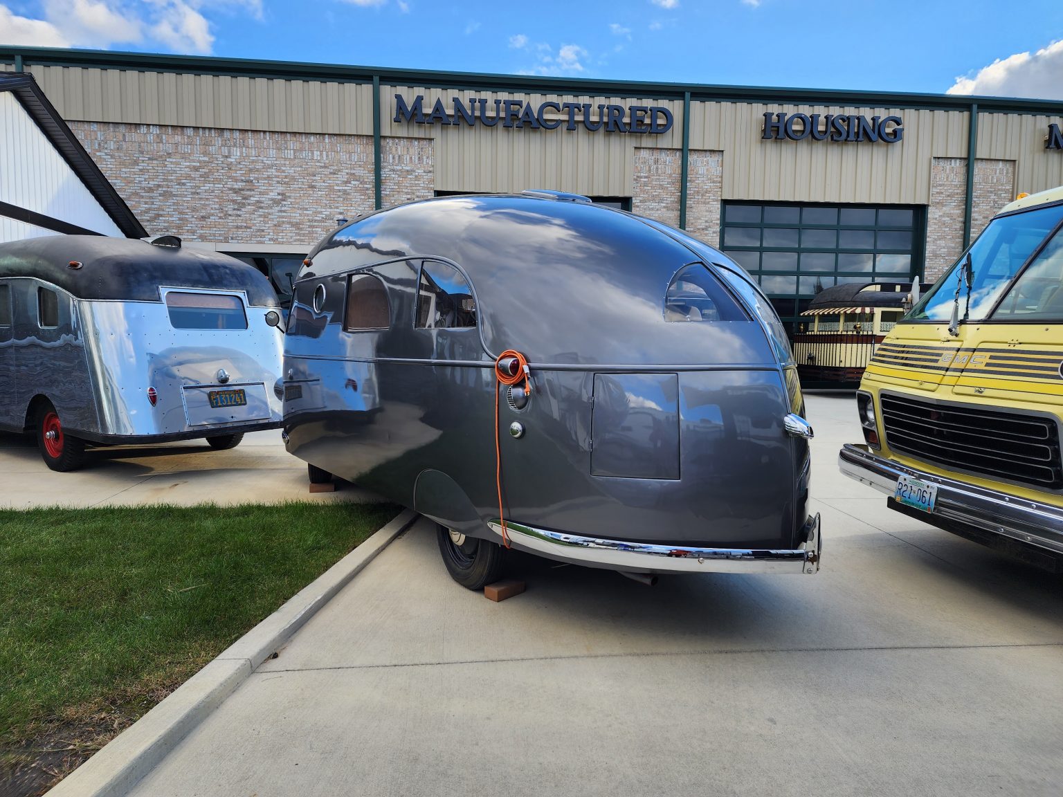 This 85YearOld RV Is So Ahead Of Its Time That You Could Comfortably Camp In It Today The