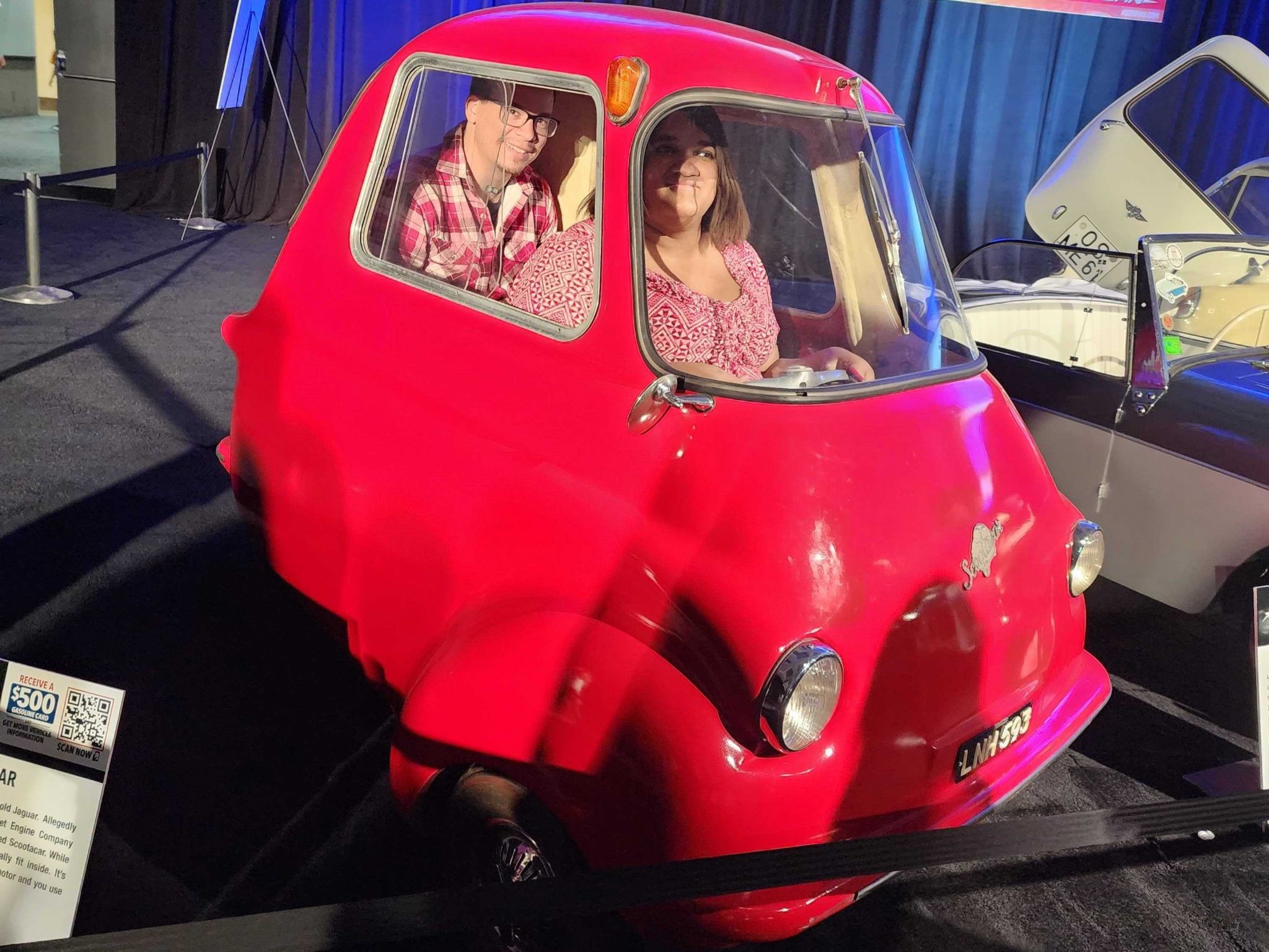 Use An Old Land Rover's Wipers To Cut A Pizza After Eating Your Shower