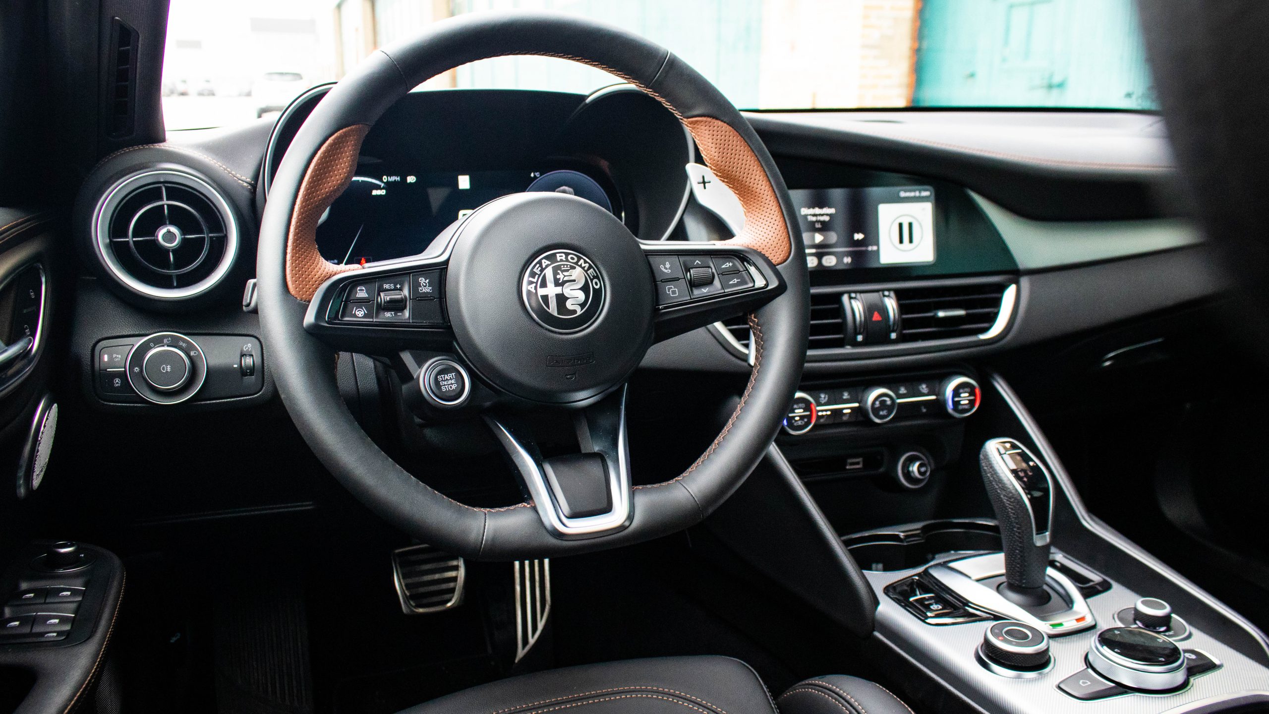 2025 Alfa Romeo Giulia 8377