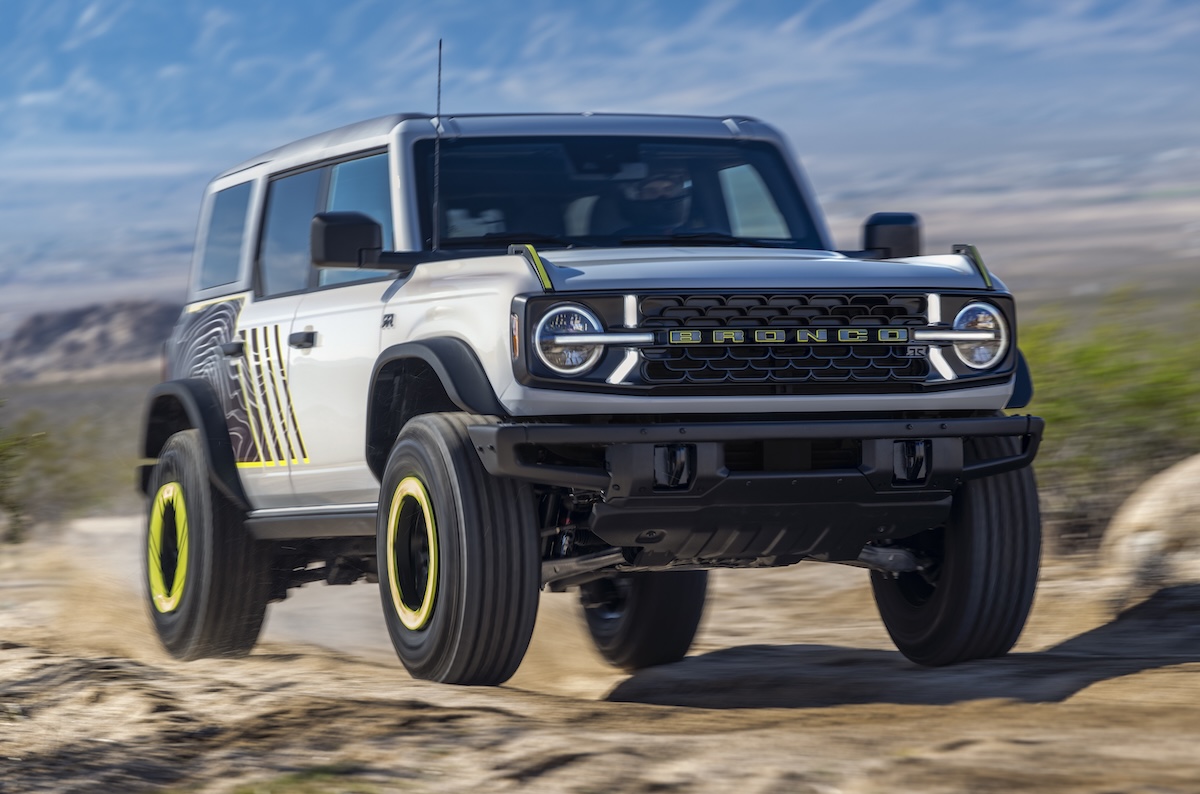 2027 Bronco Rtr 08
