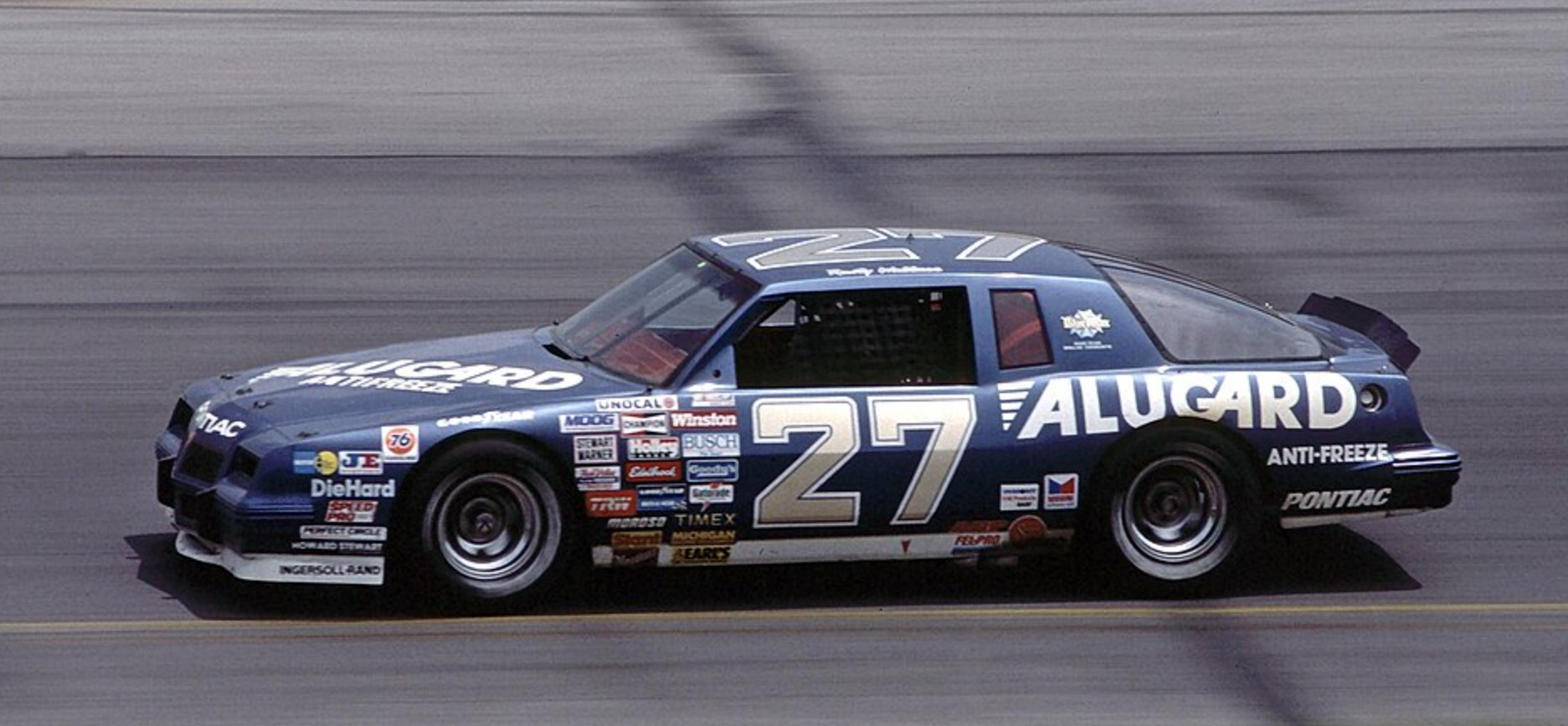 2+2 Nascar 5 20