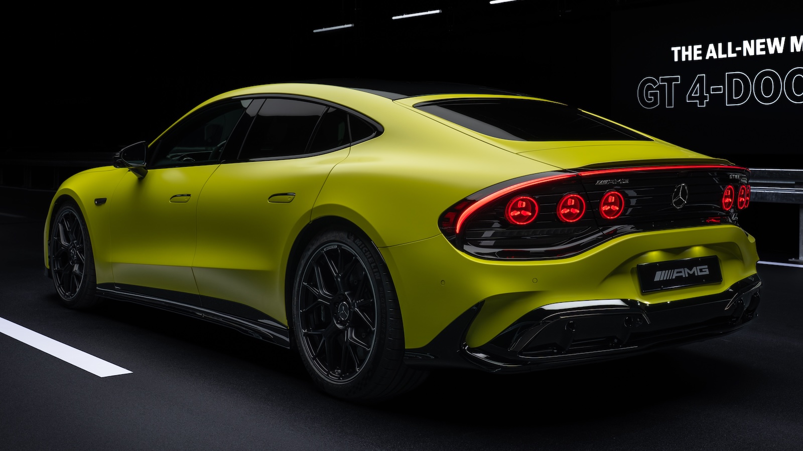 Das Neue Mercedes Amg Gt 4 Türer Coupé: Revolutionäre Performance. Maximale Intensität. The New Mercedes Amg Gt 4 Door Coupé: Revolutionary Performance. Maximum Intensity.