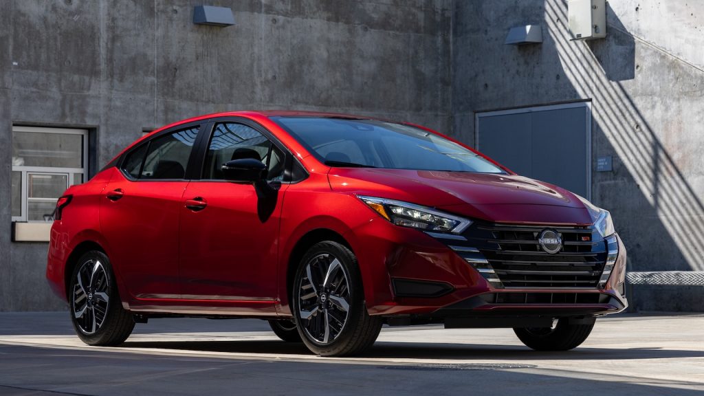 4 2025 Nissan Versa 39