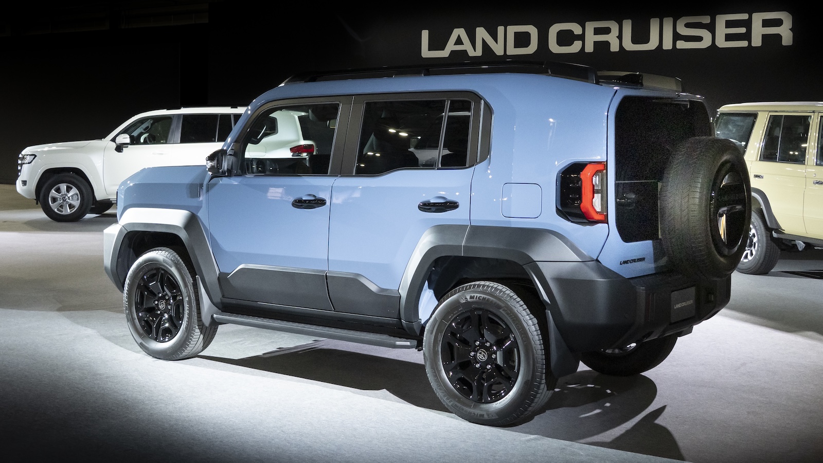 Toyota Land Cruiser FJ