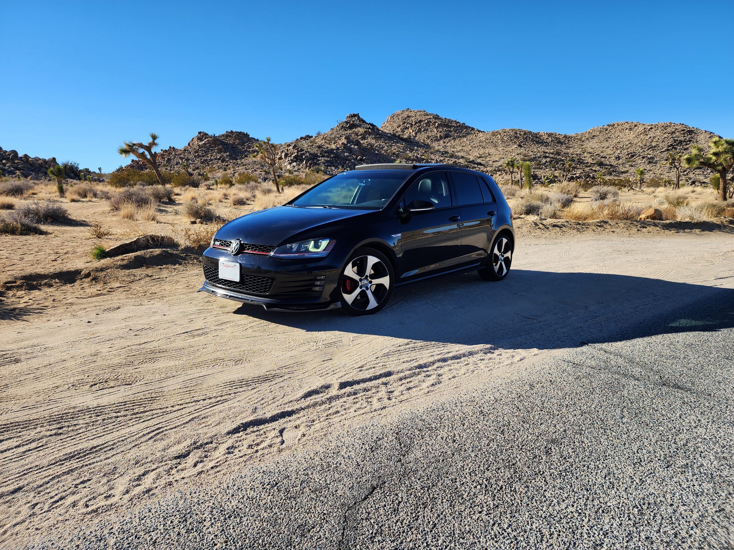 Volkswagen GTI (mk7) - Fast Blast Review - Everyday Driver 