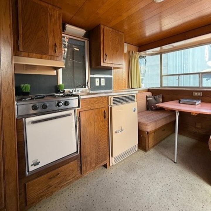 564567580 4210382112580386 61190