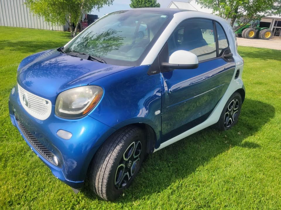 586339406 825427210089983 511596