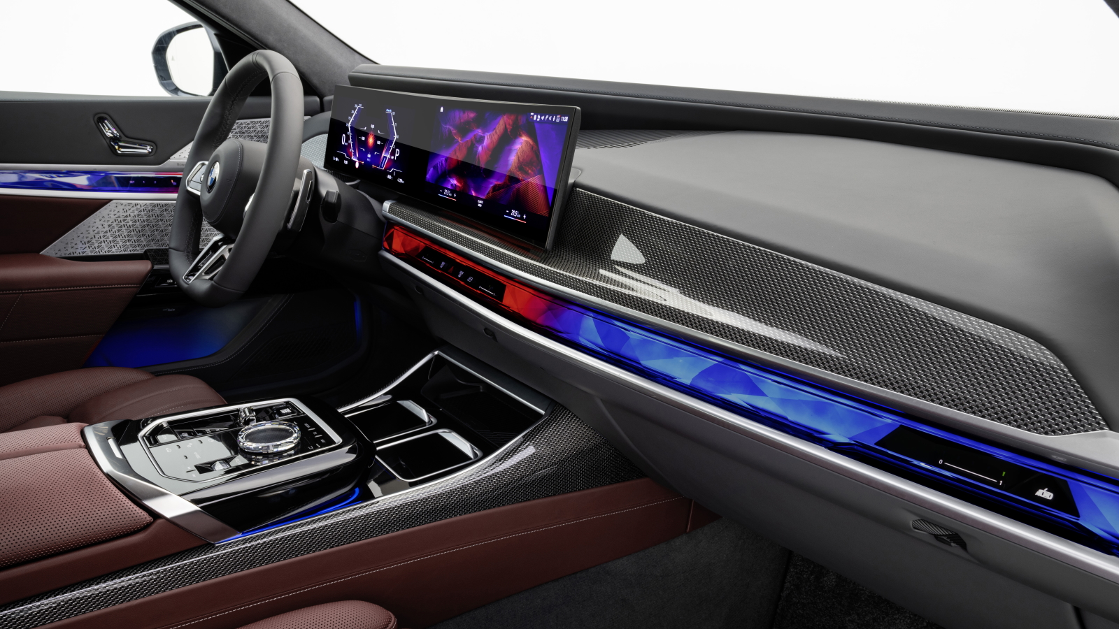 2023 Bmw 7 Series Images The Bonkers 2023 Bmw 7 Series Is A Luxury Beast With An Absurd 31 3 Inch Tv Screen The Autopian