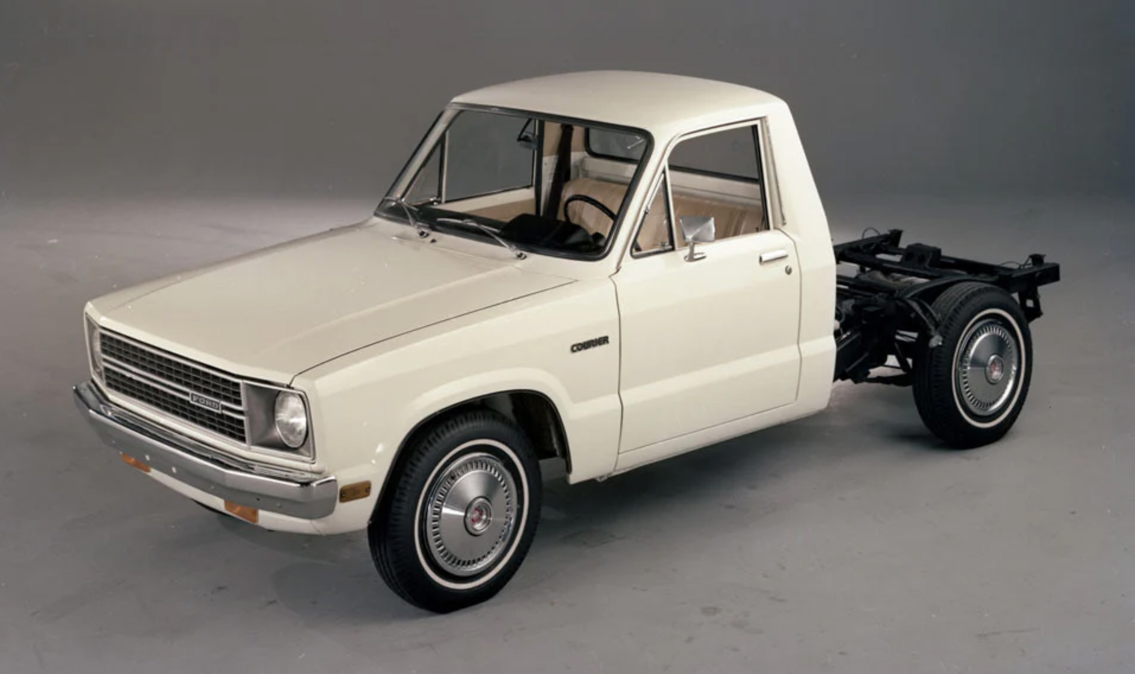 77 Courier Chassis 5 10