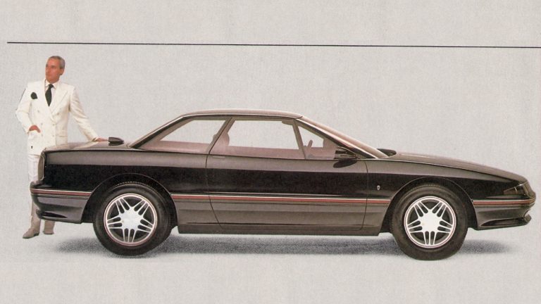 Lincoln by Vignale side view