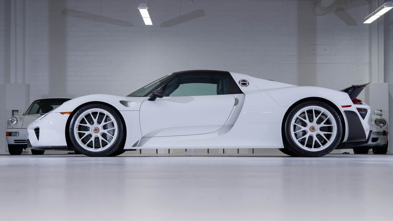 This Porsche 918 Spyder's a bargain if you ignore that it's destroyed