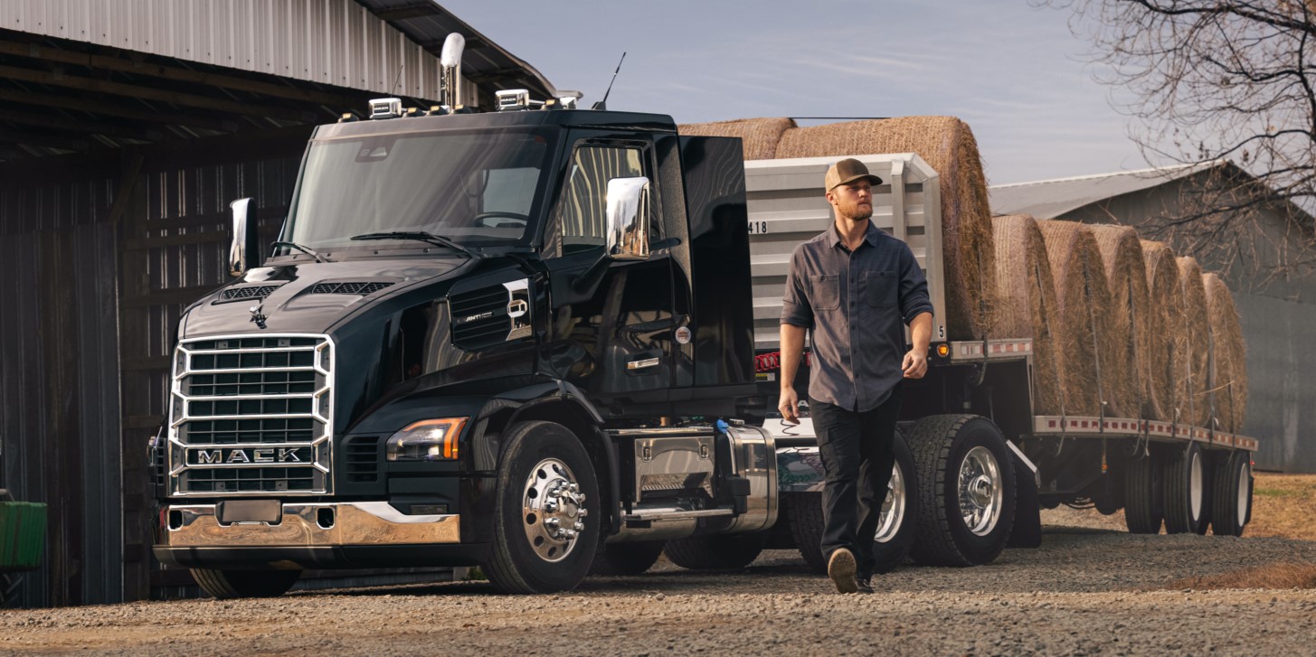 All New Mack Anthem (agriculture) Hero