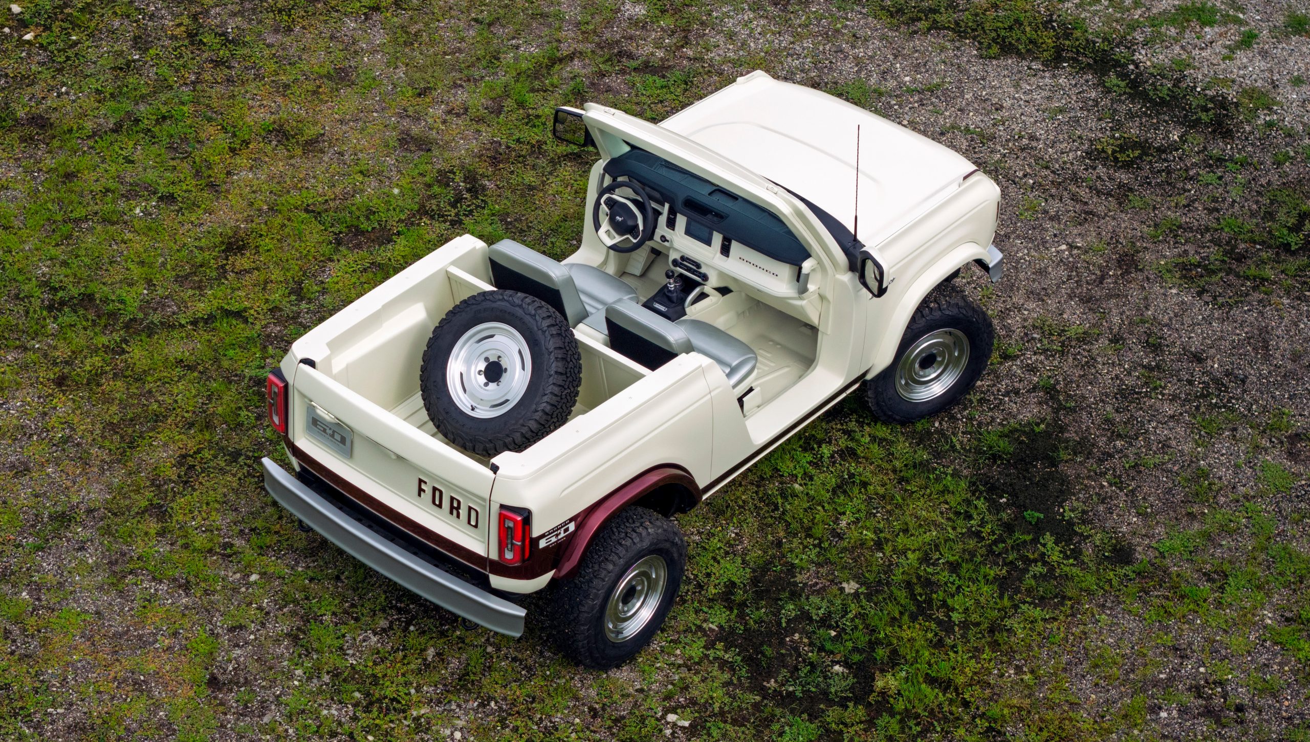 Bronco Roadster Concept 08