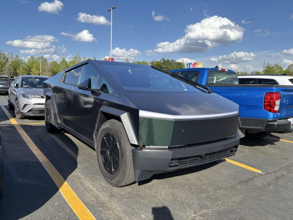 Cybertruck 38