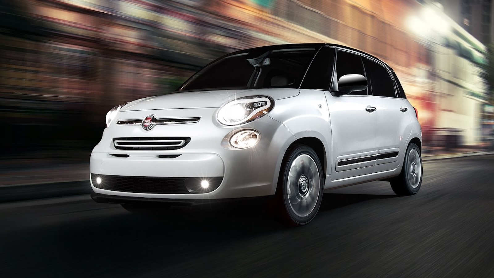 Fiat 500l Front Three Quarters