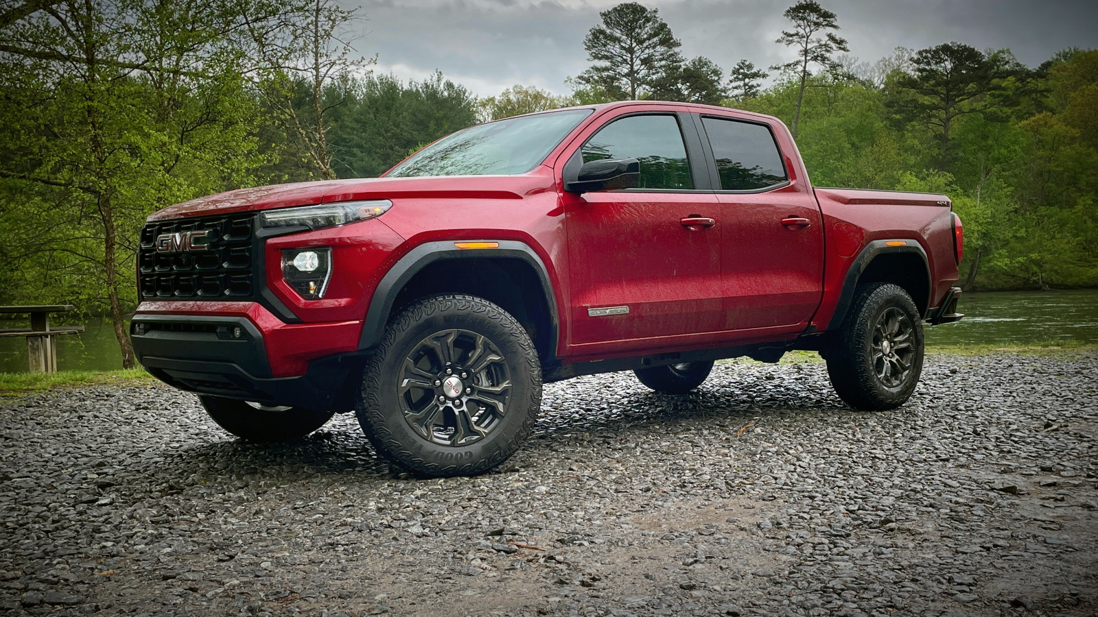 2023 GMC Canyon Elevation left front