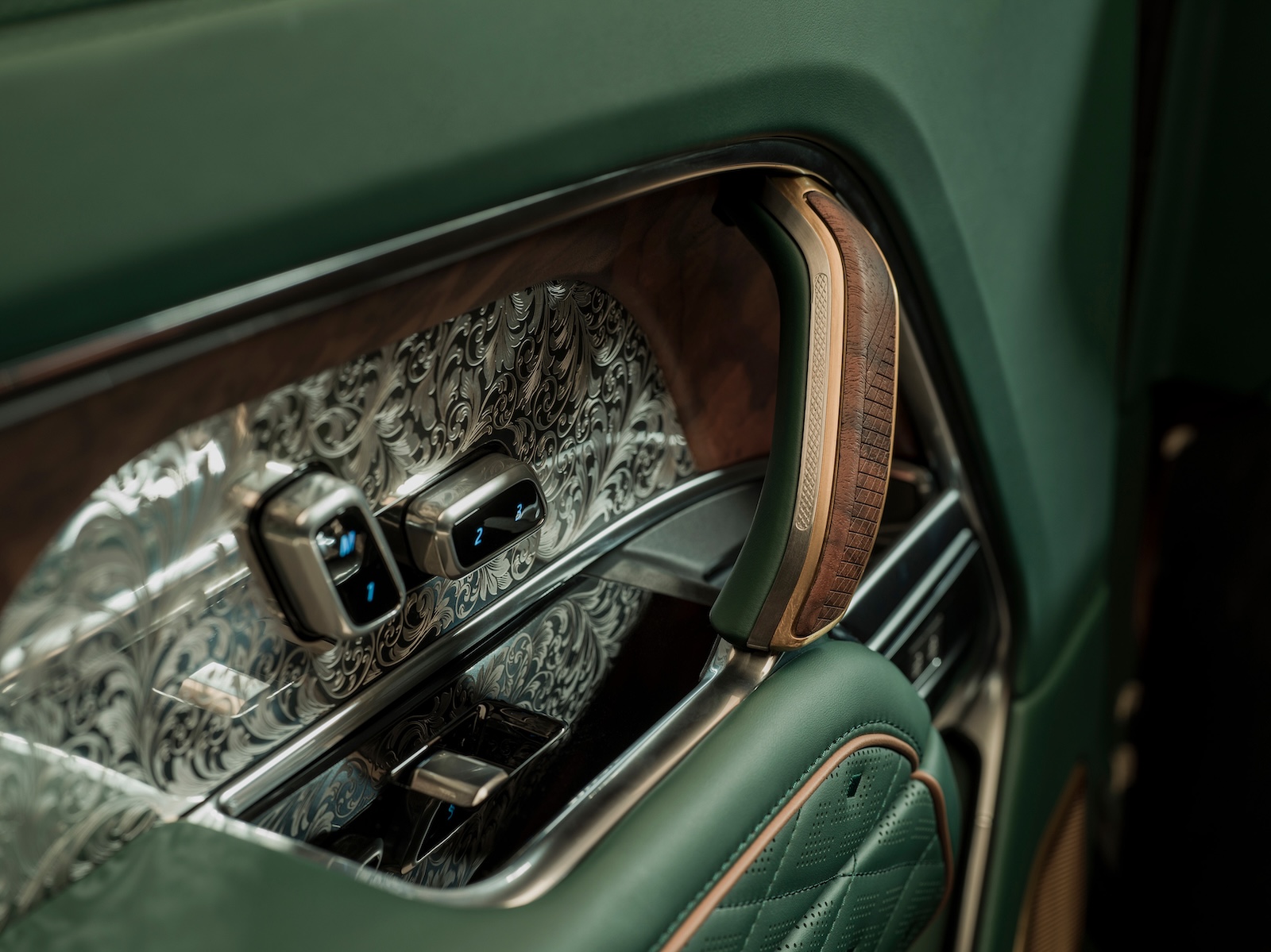 Holland & Holland Overfinch Handle