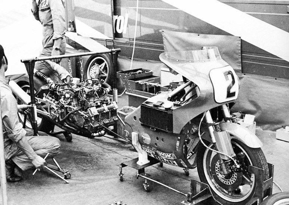 Honda Nr500