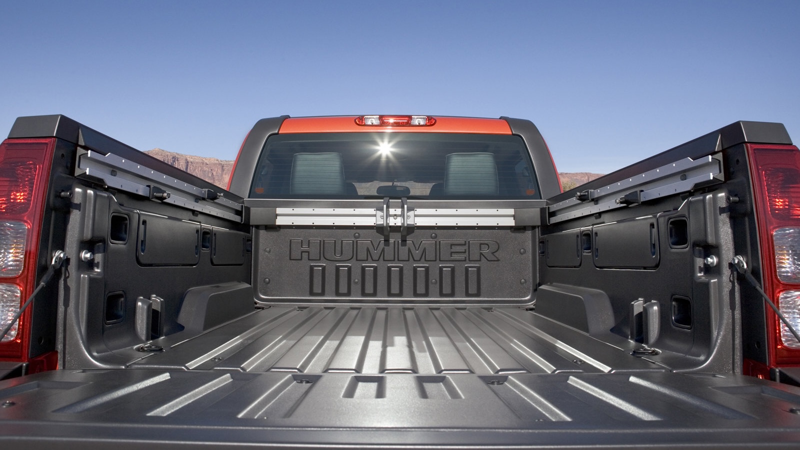 Hummer H3t Alpha 2009 Bed