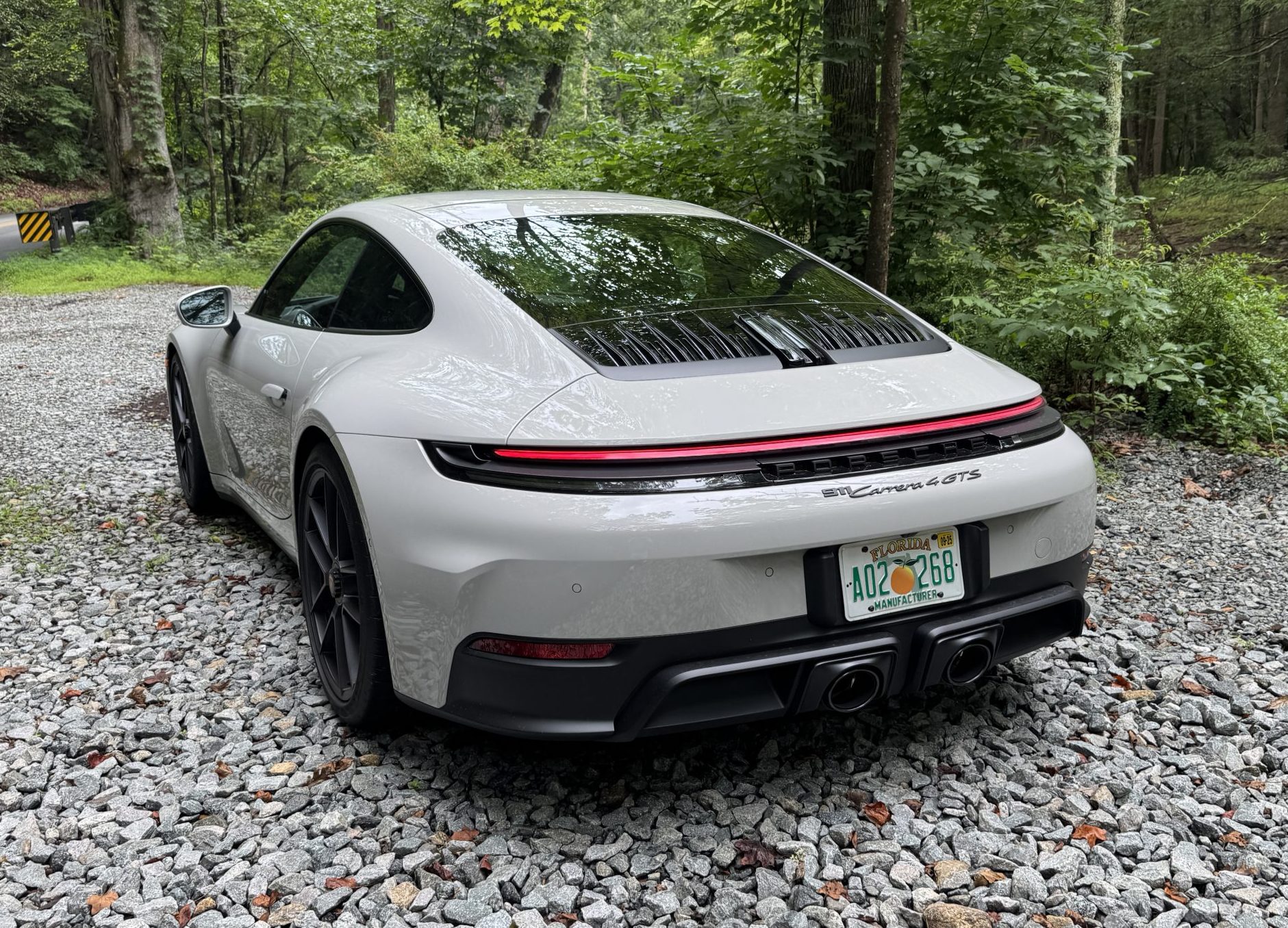 Porsche 911 Carrera 4 GTS