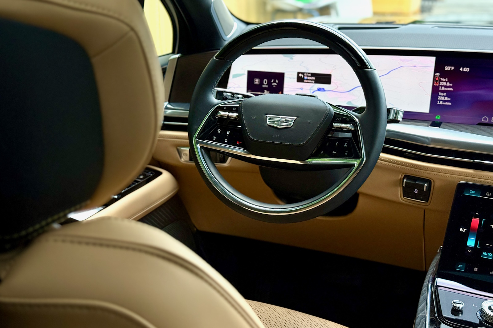 Cadillac Escalade IQ