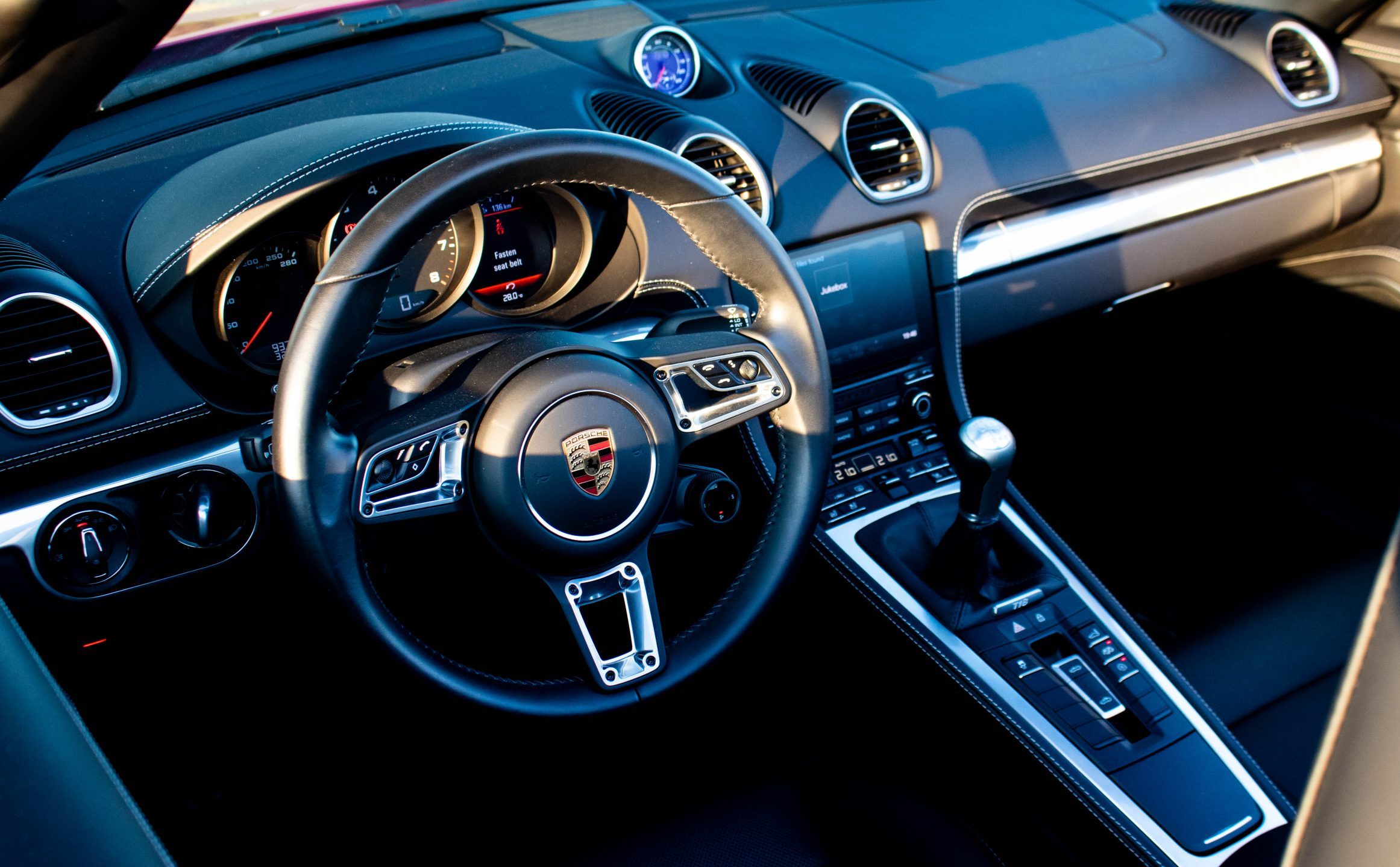 Porsche 718 Boxster interior