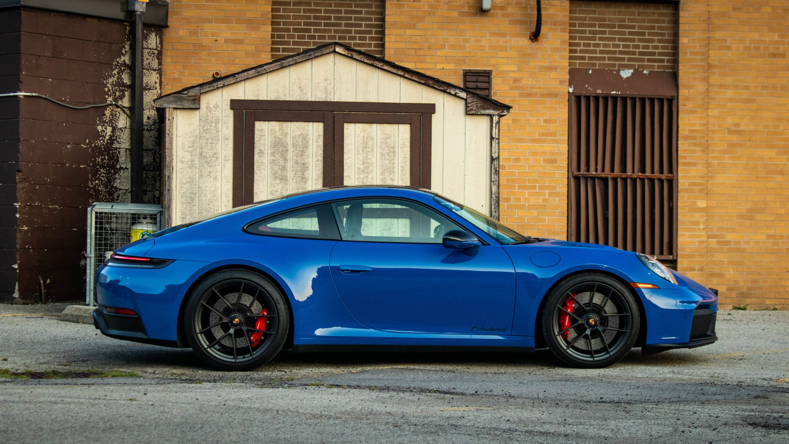 2025 Porsche 911 Carrera GTS T-Hybrid