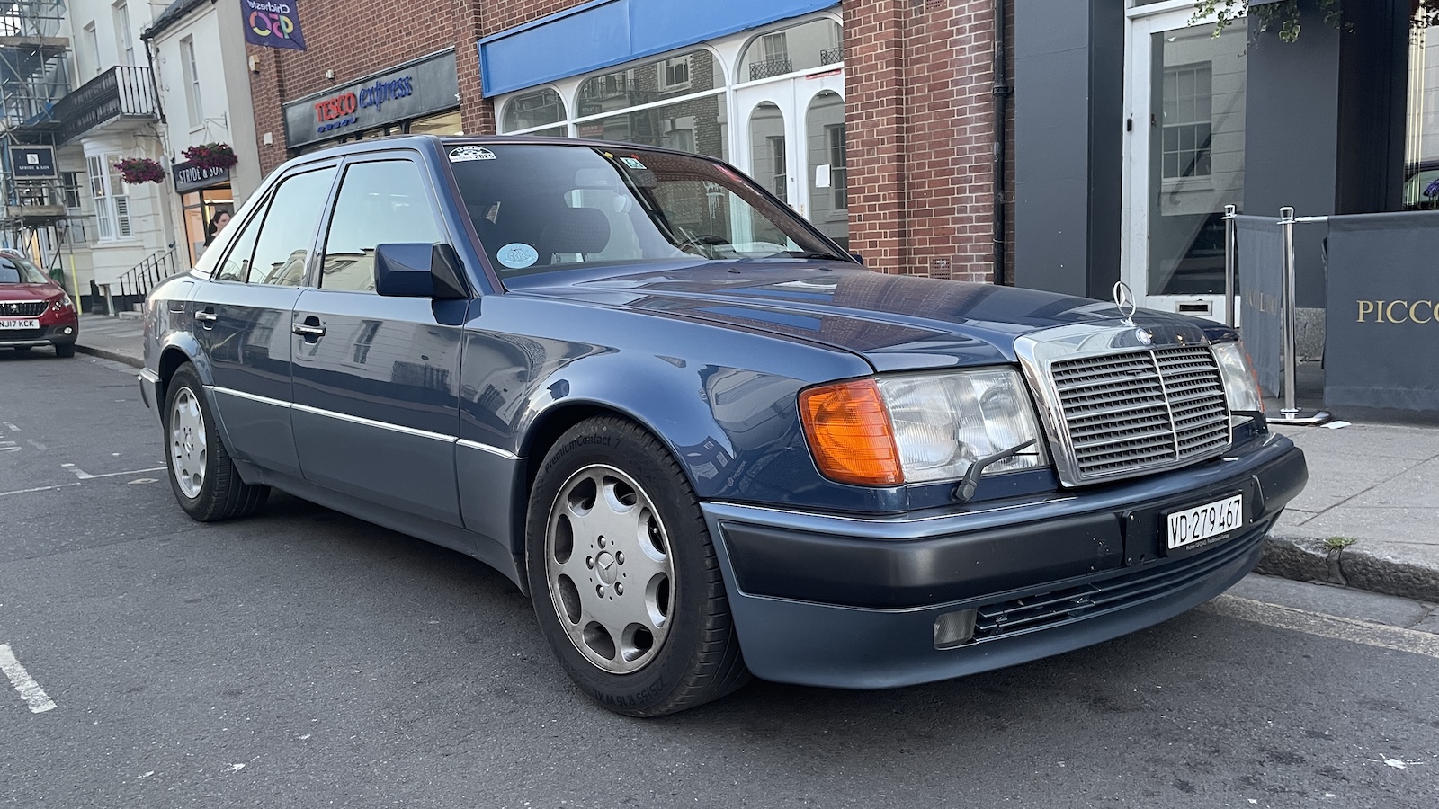 Mercedes-Benz 500E