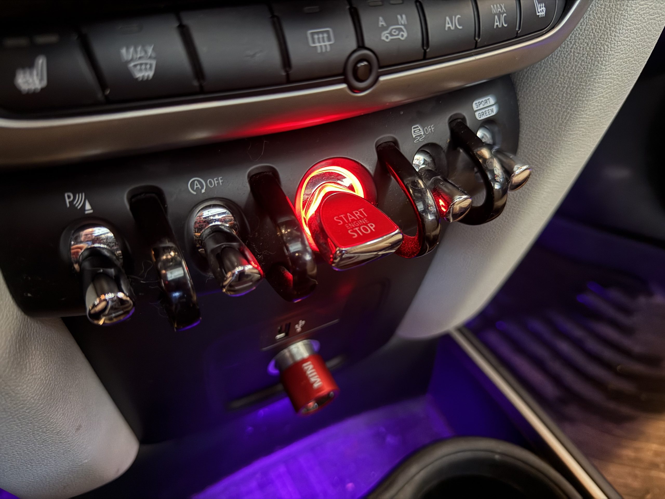 Interior 1, Start Stop Toggle Switches