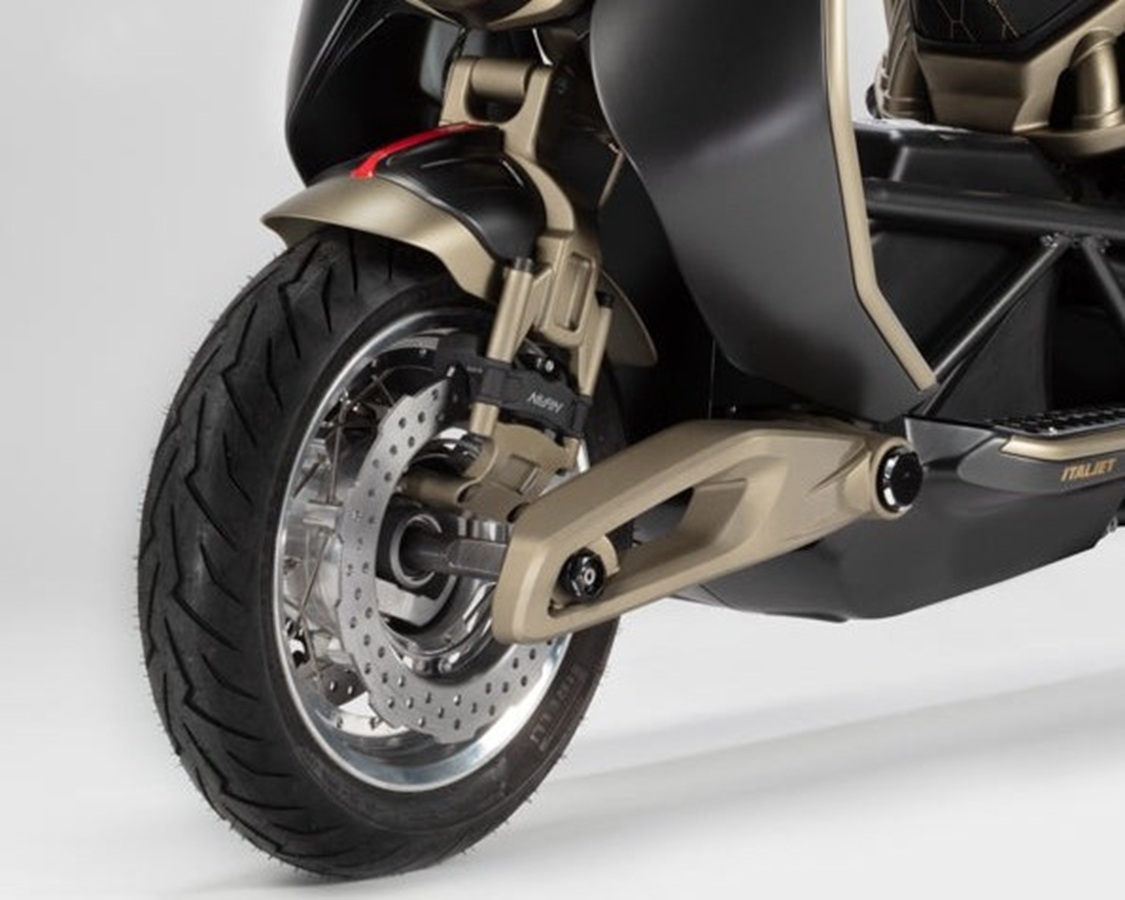 Italjetroadster400 37