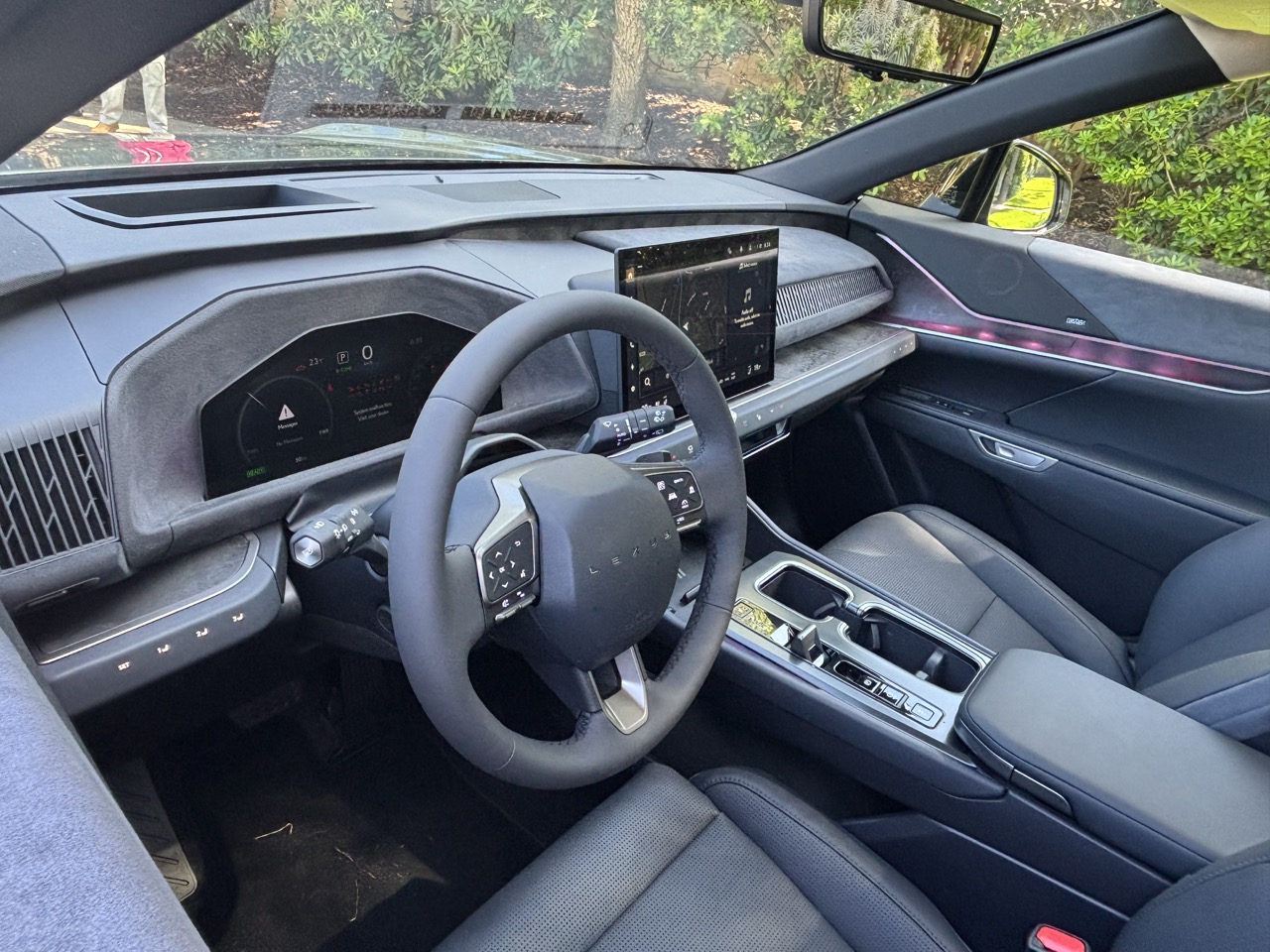 Lexuses 3