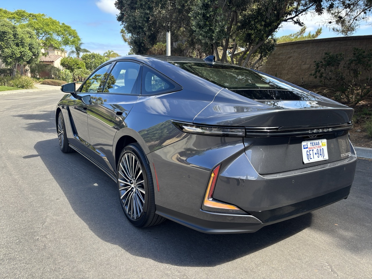 Lexuses 32