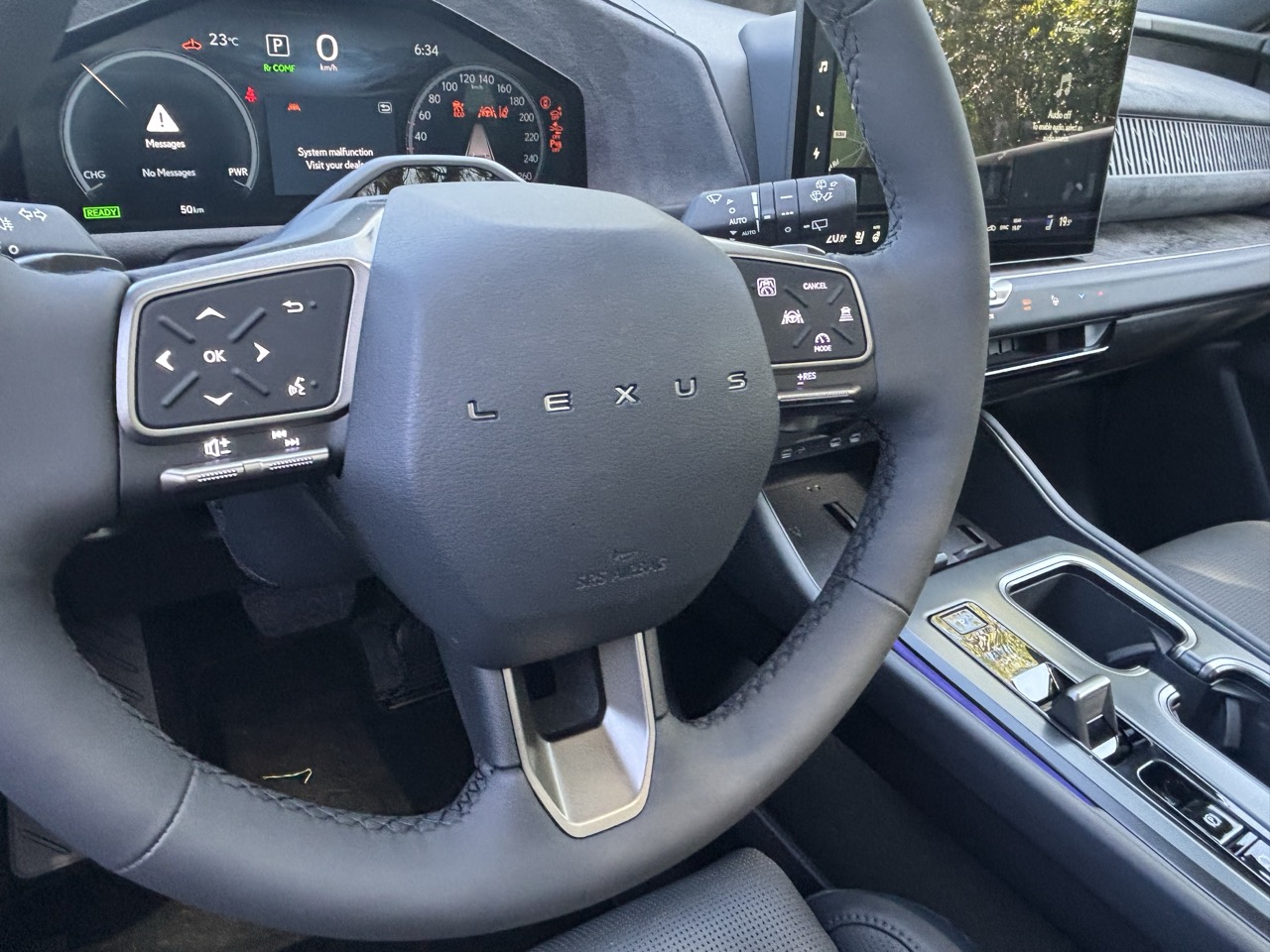 Lexuses 4