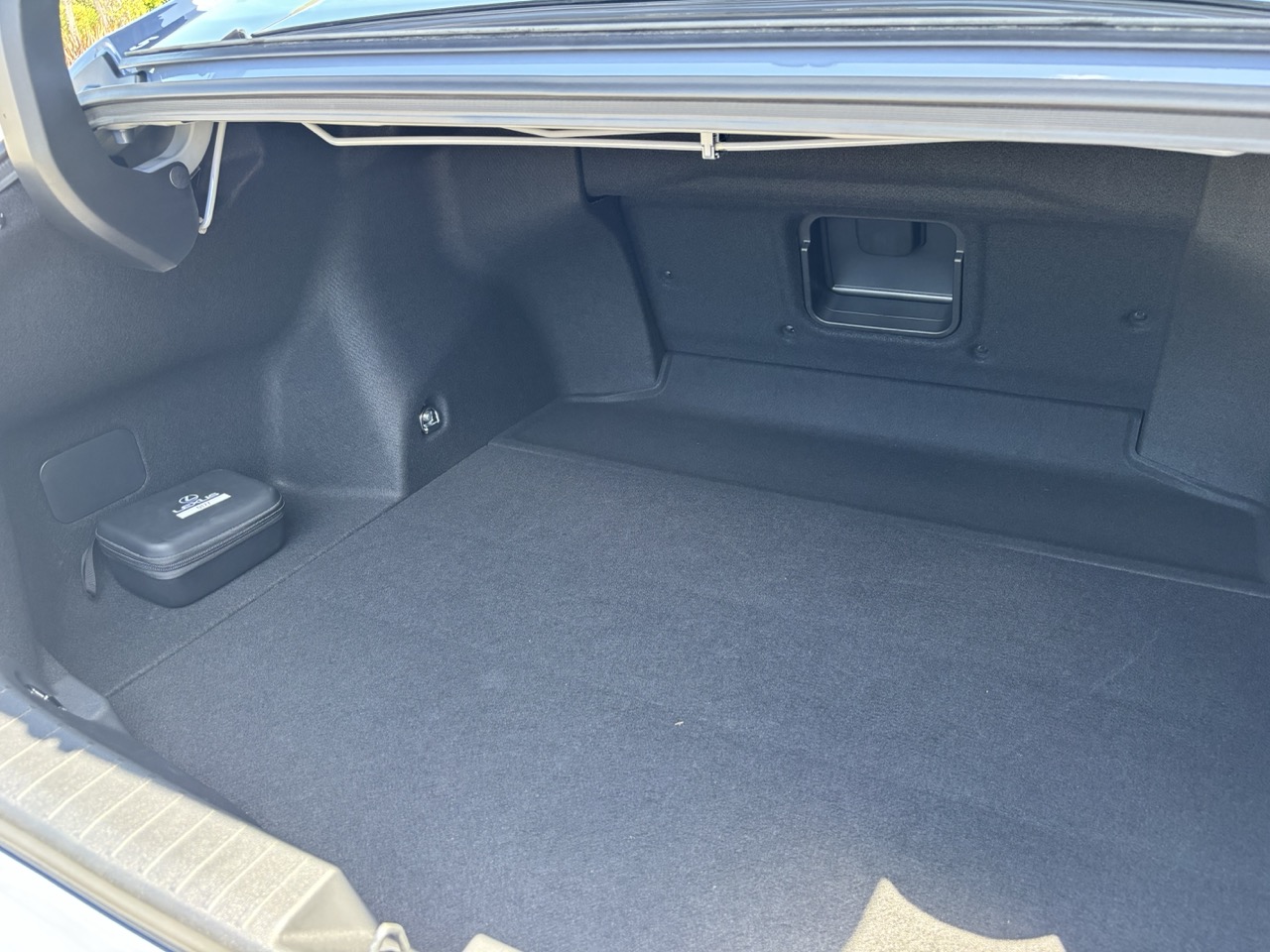 Lexuses 76