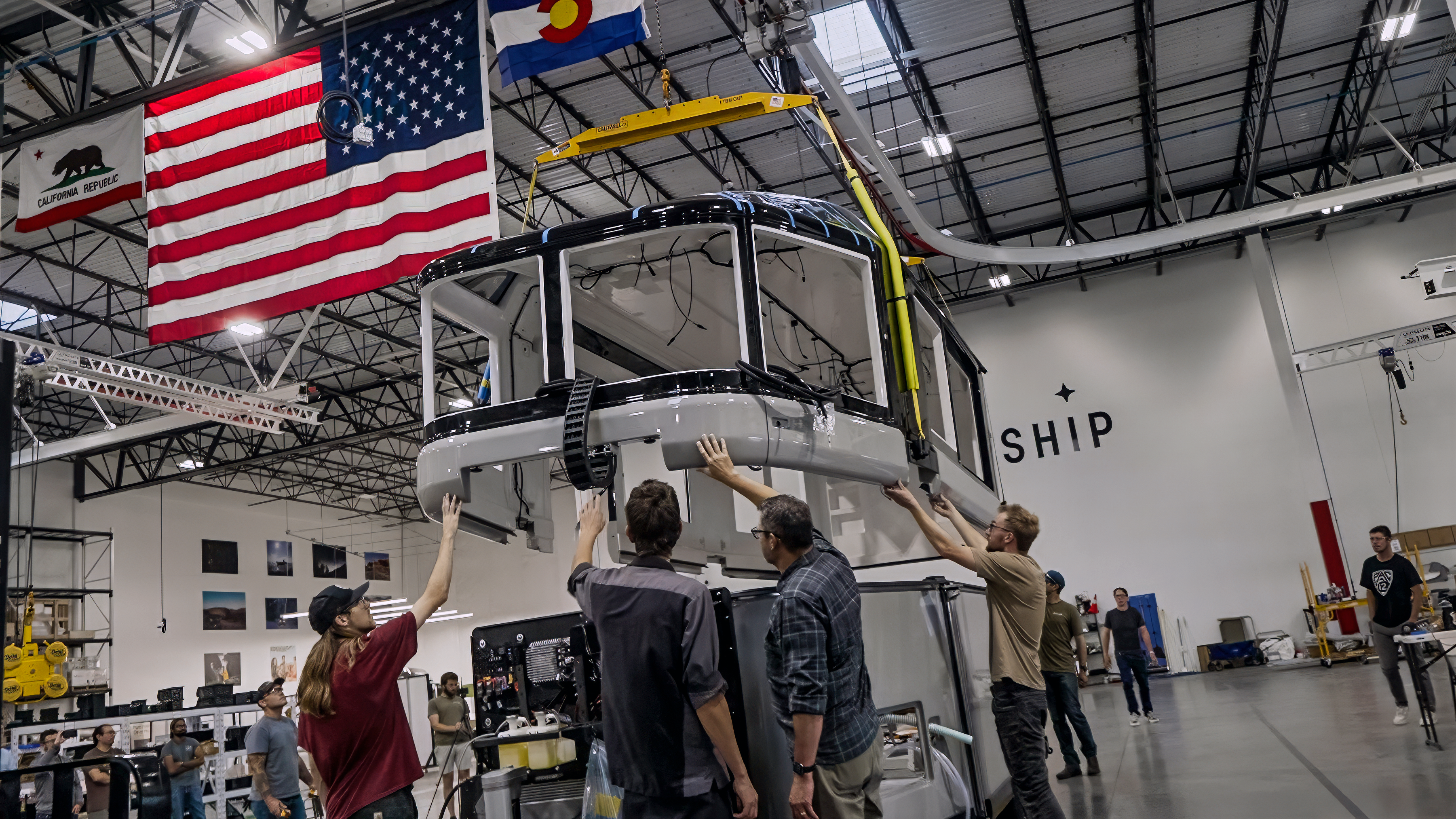 Lightship® Ae.1™ Cosmos Production Broomfield, Colorado .png