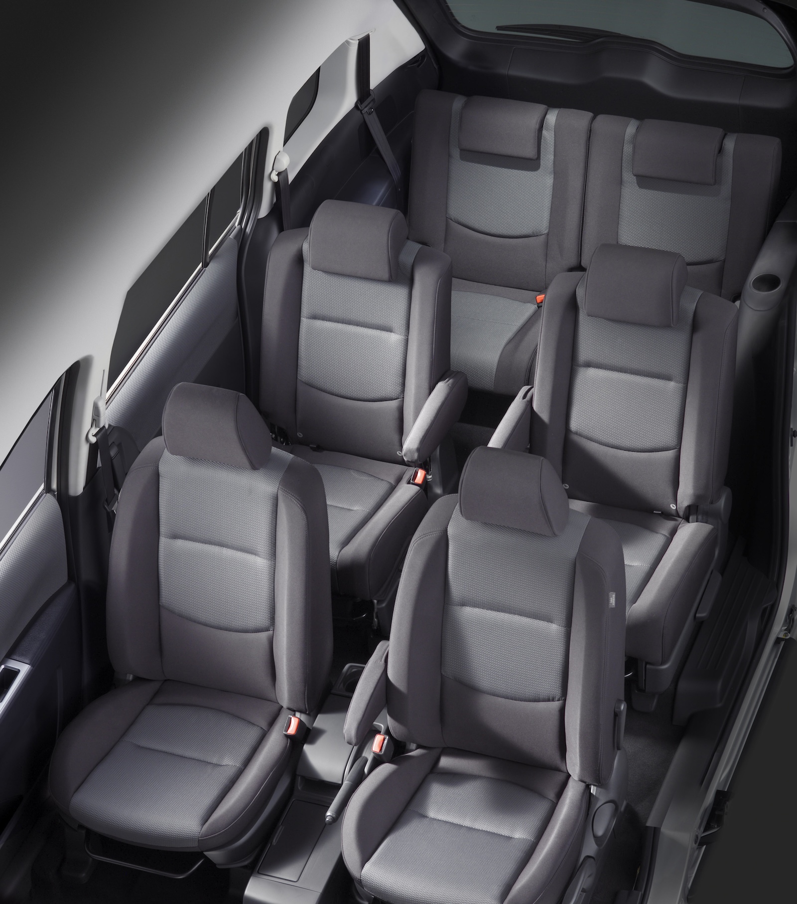 Mazda 5 interior