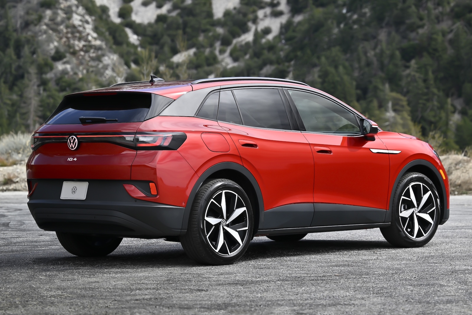 2024 Volkswagen ID.4 rear three quarters