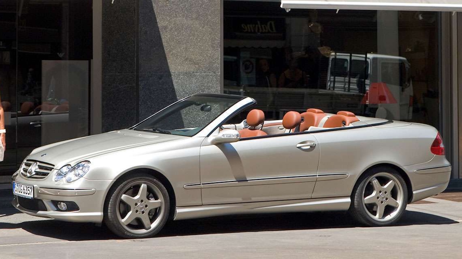 Mercedes Benz Clk Designo By Giorgio Armani 2005 Hd 5d9b817b1bed286f1cf781e3056610474cf282437