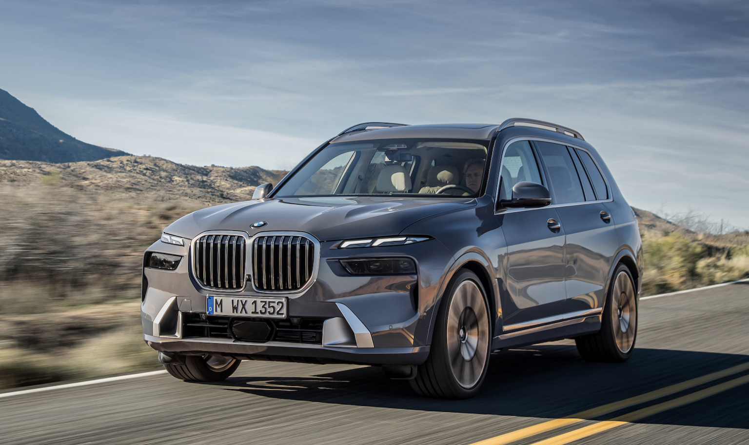 The Straight Six Engine Is Back With 510 HP In The Huge New Jeep Grand